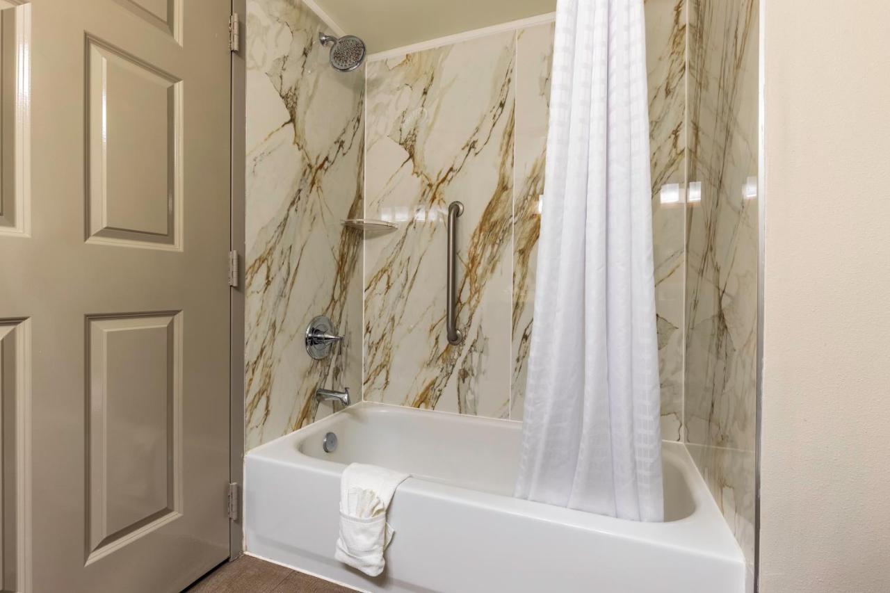 Wingate By Wyndham Lafayette Airport Hotel Luaran gambar